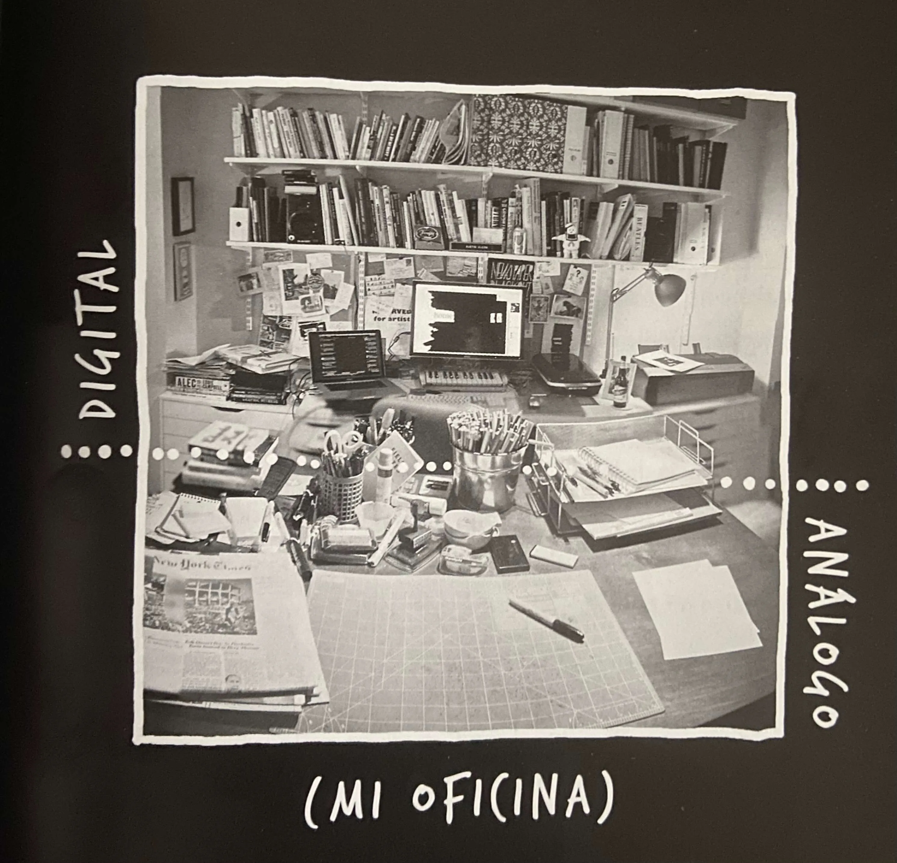 oficina de Austin Kleon donde muestra una diferencia entre la parte analógica y la parte digital bien diferenciada
